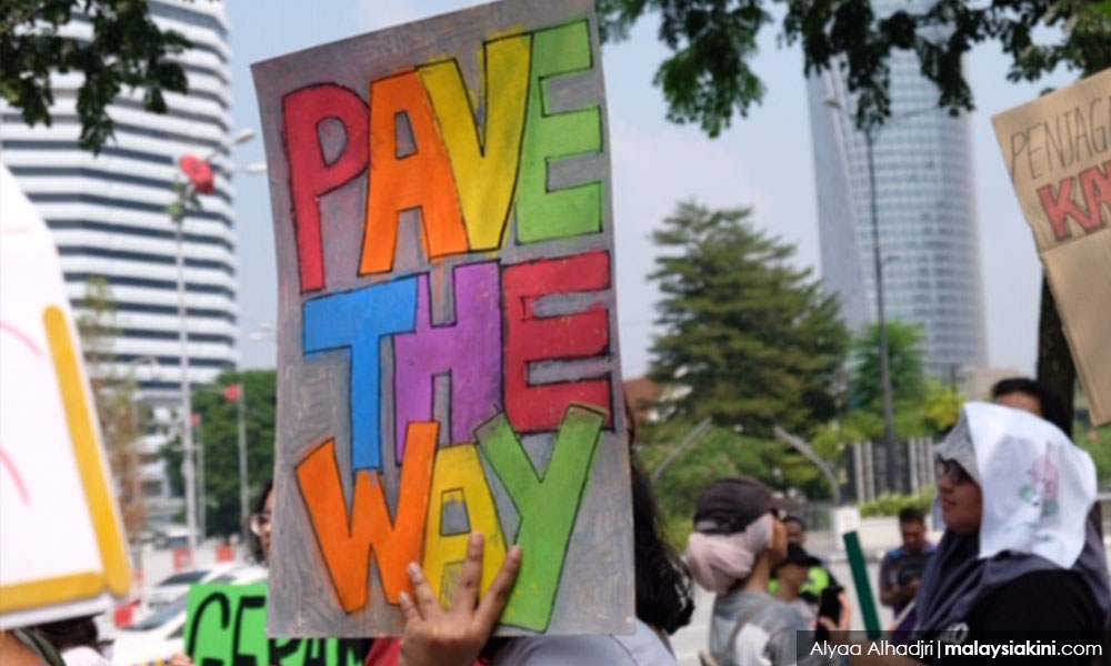 Channelling Indonesian hero, activist calls for women empowerment via education