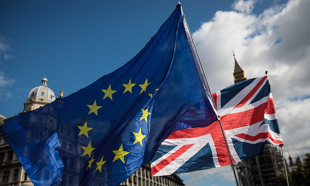 Talk of a 'no deal' Brexit grows as deadline looms