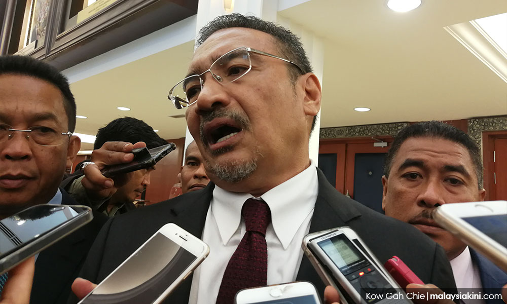 Defence minister asks whistleblower to contact him over army bullying claims