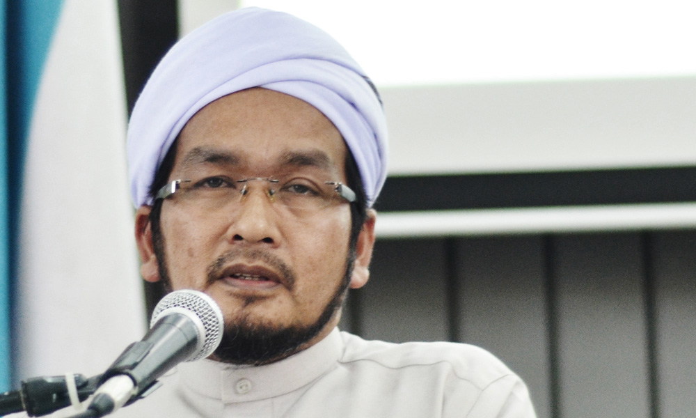 Ulama PAS Ingatkan Pemuda Umno Padah Berlagak Sombong