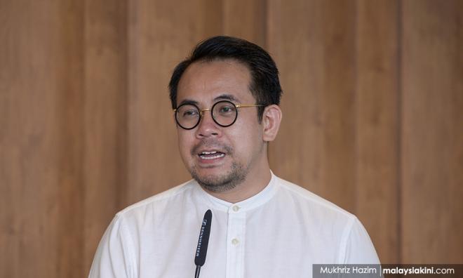 宗伟捐电脑遭网民炮轰，沈志强直叹善举无关政治
