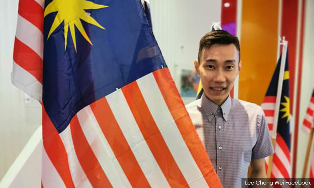 'Wira kita datang menyelamat' - Chong Wei taja 50 tablet pelajar