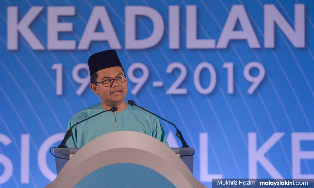 Tiba masa untuk PH lupakan Dr M, kata AMK