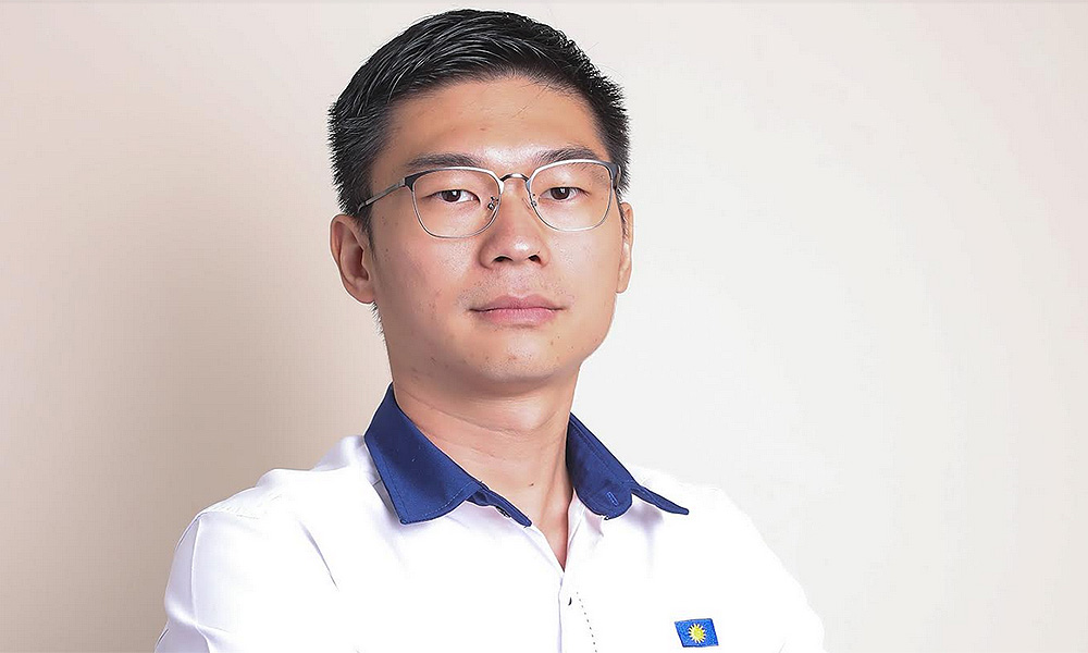 疫情恶化足证明失败，胡伟豪要慕尤丁下台让贤