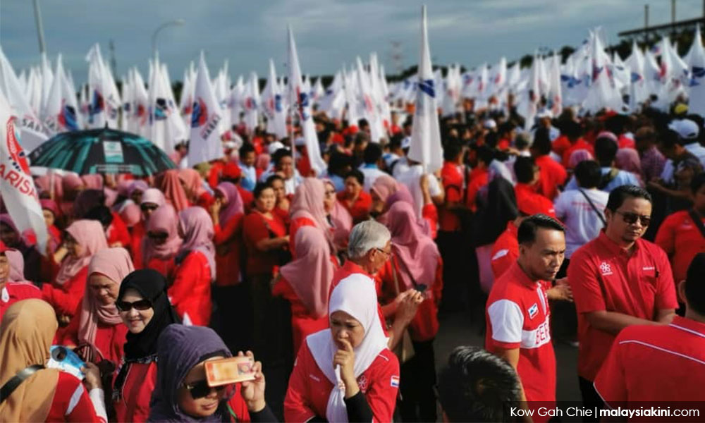Warisan leader claims members offered projects, positions by Bersatu