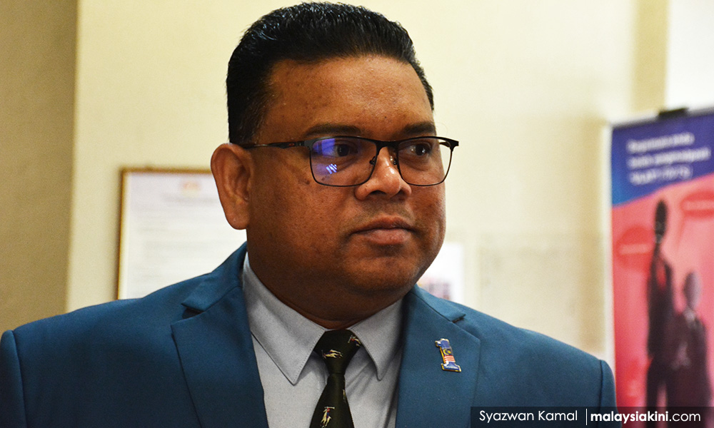 Najib's loyalist pushes for interim PM despite Muhyiddin's emergency powers