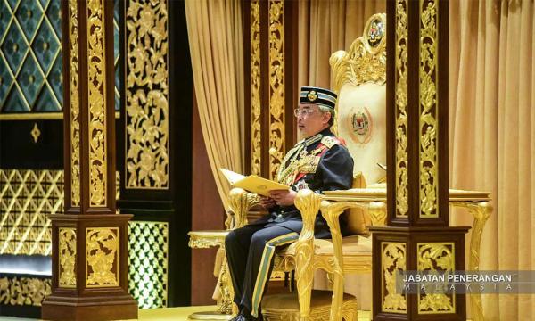 Dua tokoh dahului senarai penerima darjah kebesaran, pingat 