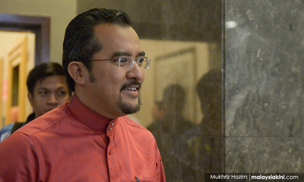 Umno won't collapse despite court cluster vs minister cluster labels - Asyraf