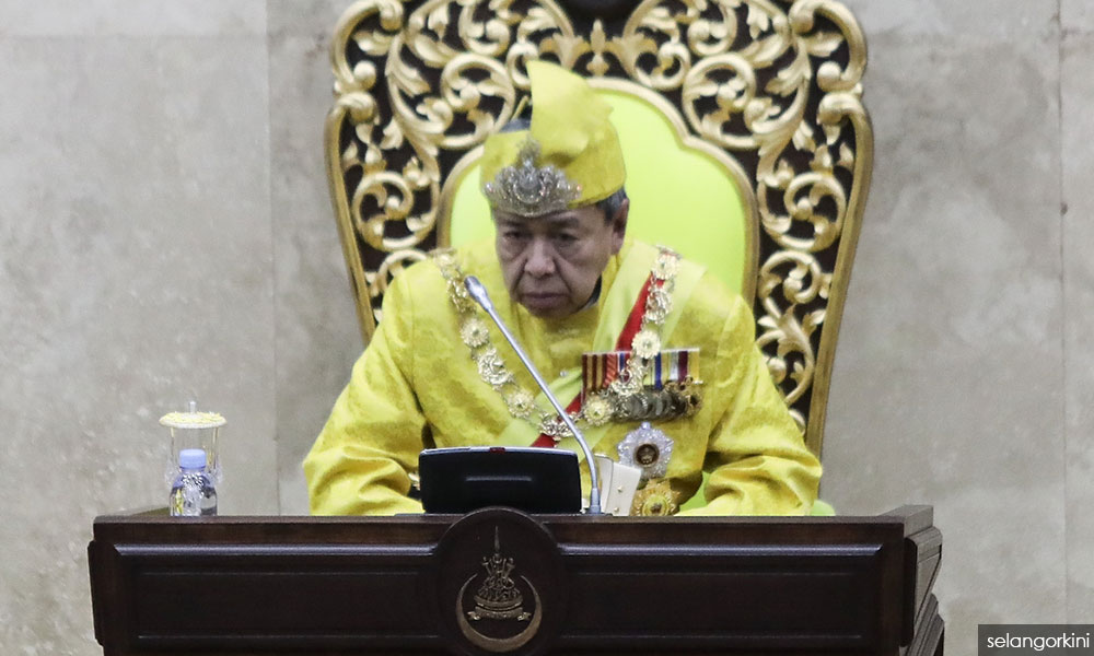 Sultan Selangor mahu Adun bantu rakyat, elak terlalu berpolitik