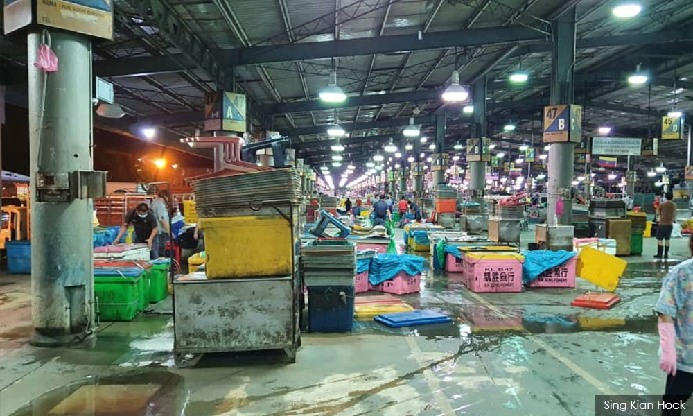 Lebih 90 kes positif Covid-19 dikesan di pasar borong