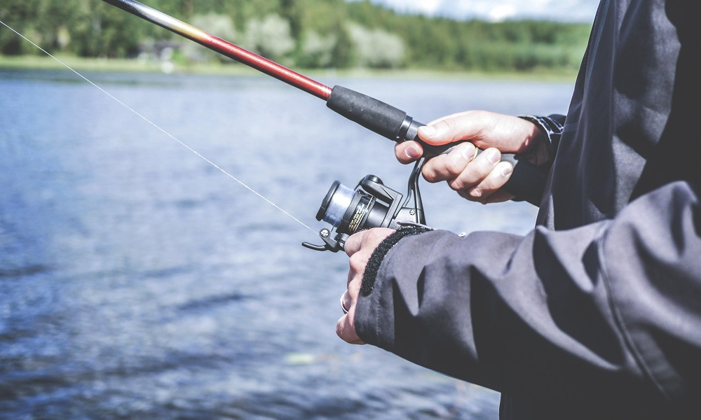 Memancing rekreasi, sekolah memandu dibenarkan