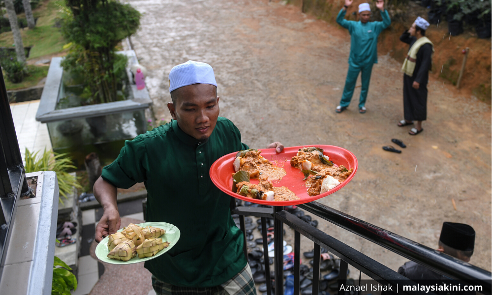 No Raya open houses but visits allowed with conditions