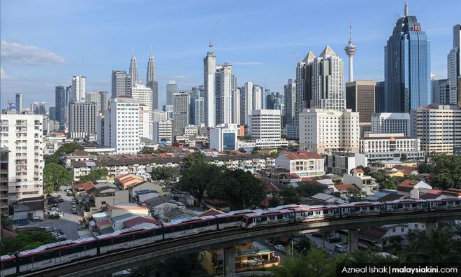 Ekonomi akan terus dibuka, namun kawalan pergerakan masih perlu - PM
