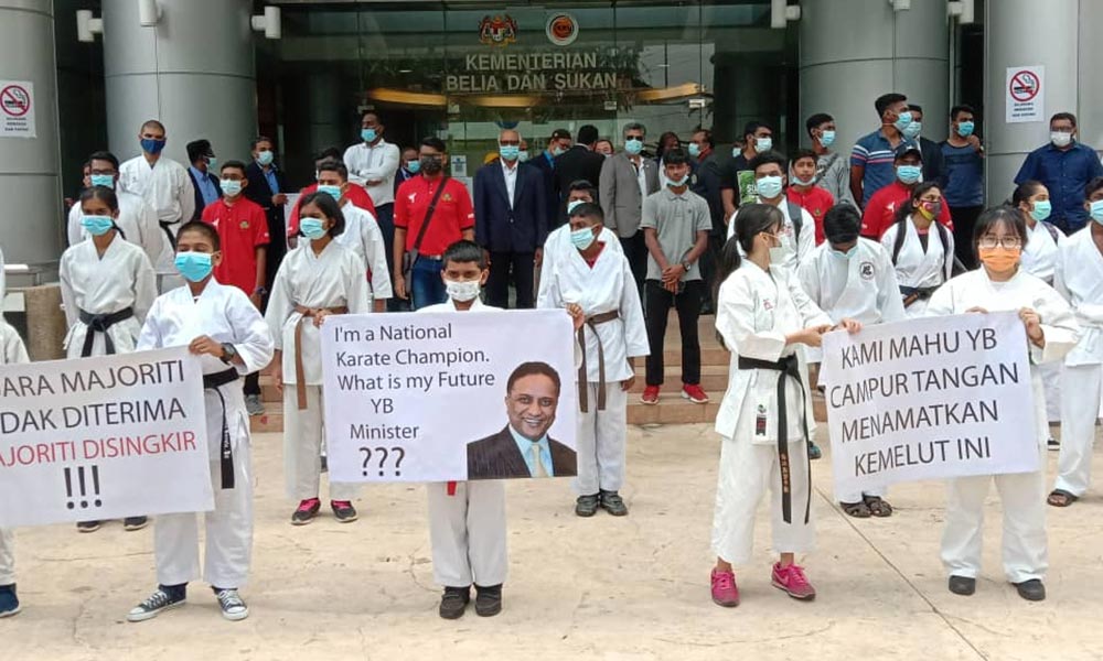 ‘Saya juara karate, apa nasib saya YB?’