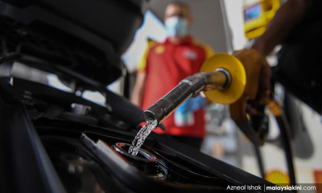 Harga siling RON95 ditetapkan RM2.05 seliter