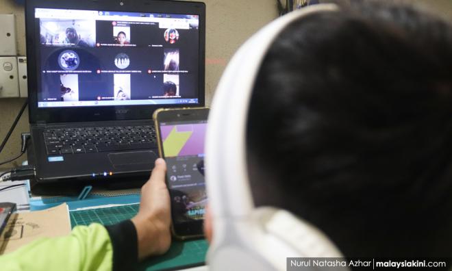 Lambat Tunggu Laptop Percuma Kerajaan Pelajar Cari Wakil Rakyat