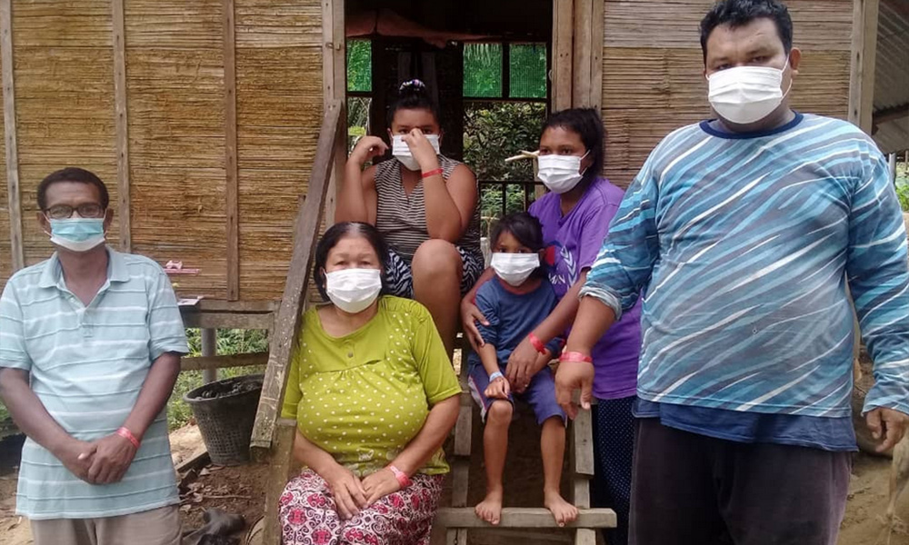 Polis: Keluarga Orang Asli di Tapah telah dapat bekalan makanan