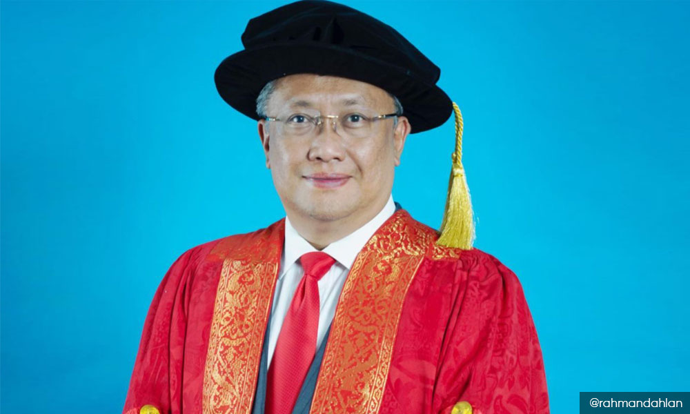 Umno leaders quit varsity board posts