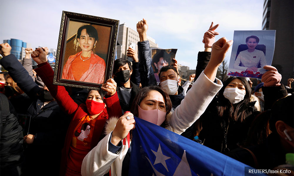 Suu Kyi's party demands her release as Myanmar generals tighten grip on power
