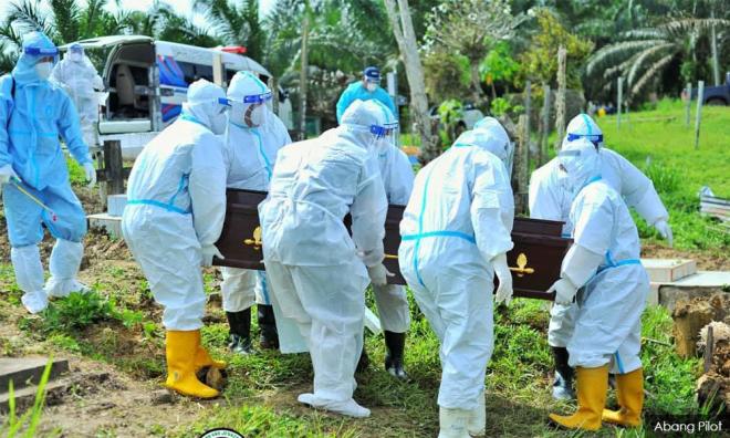 Selamat jalan: Sukarelawan cerita kisah kebumi jenazah Covid-19