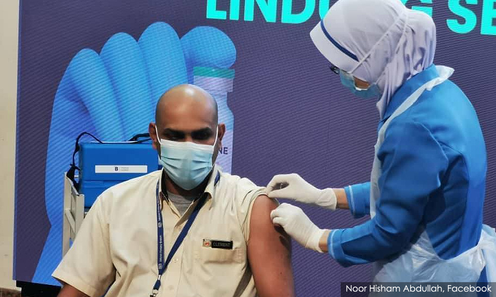 Guidelines to prevent vaccine queue-jumping and other news you may have missed