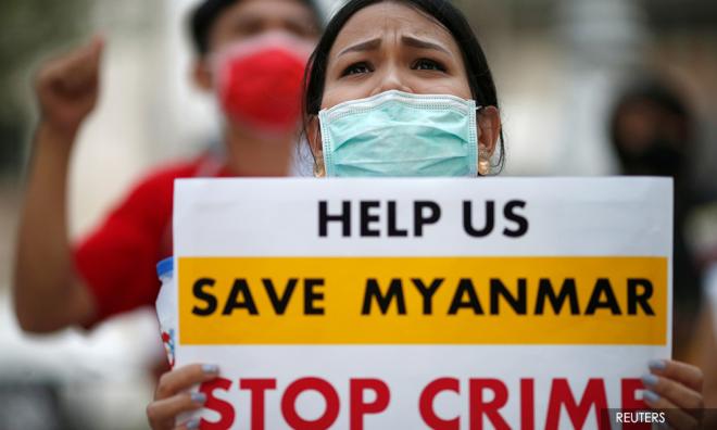 Dua maut ditembak dalam protes terhadap tentera Myanmar