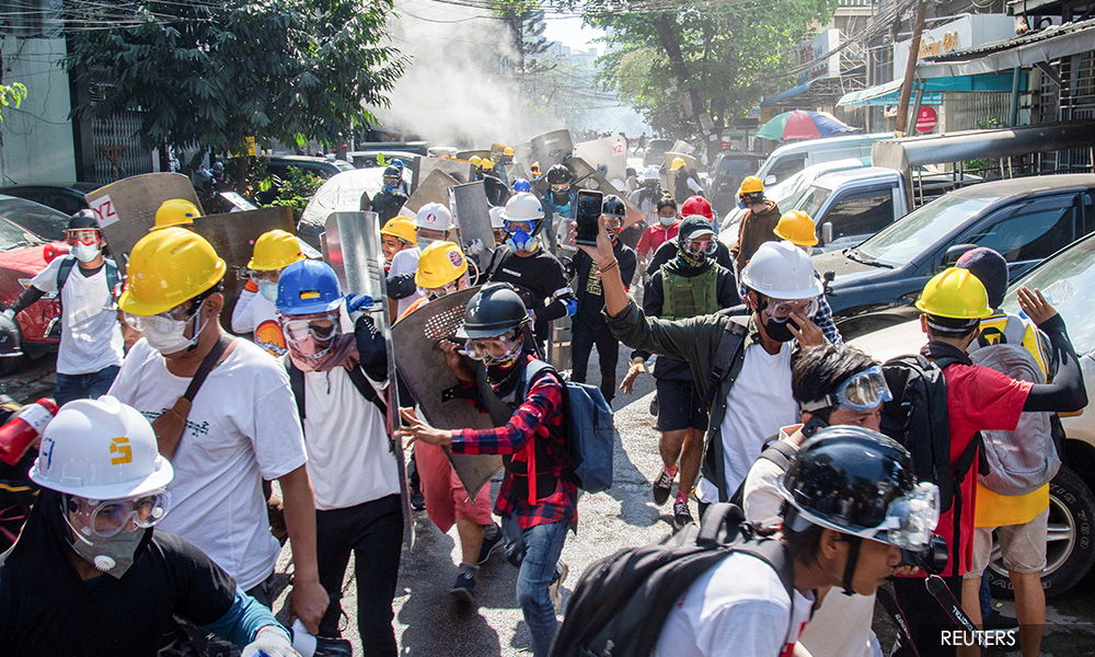 Myanmar security forces surround protesters, UN Security Council calls for restraint