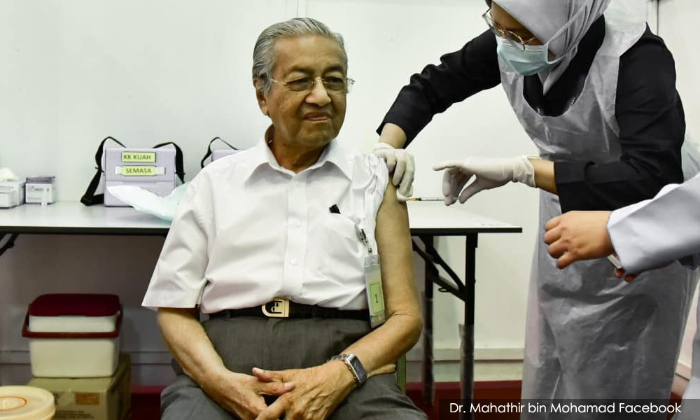 Mahathir, wife receive Covid-19 vaccine