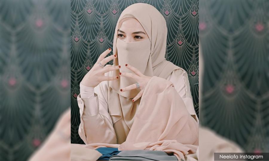 Malaysiakini Berhimpun Ketika Raya Neelofa Sekali Lagi Didakwa Langgar Sop