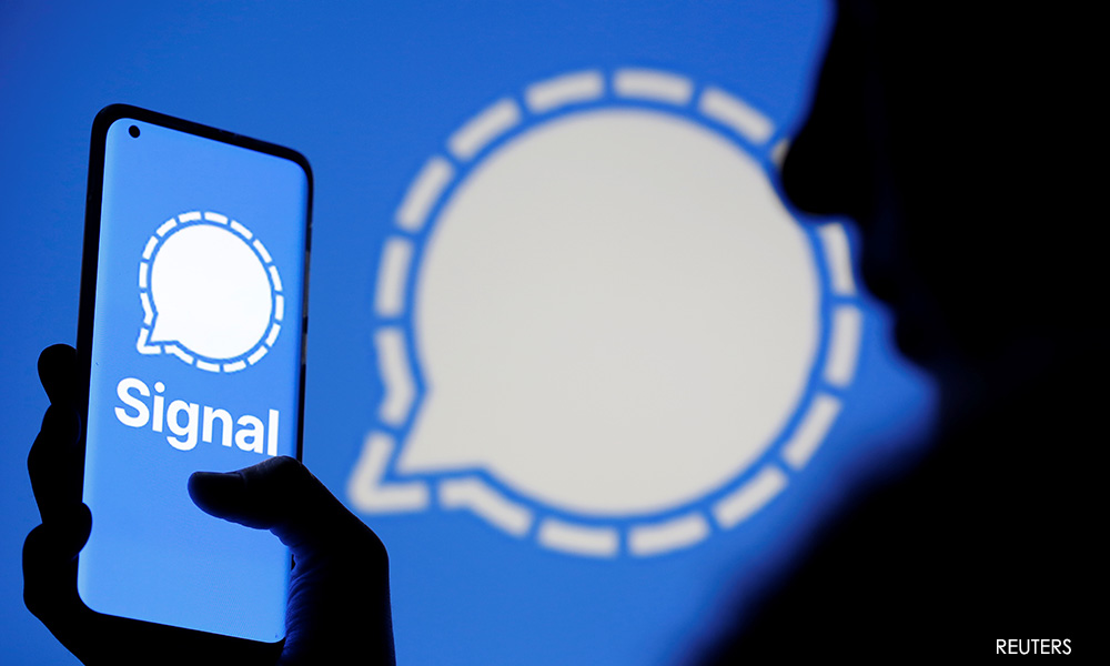 Encrypted messaging app Signal stops working in China
