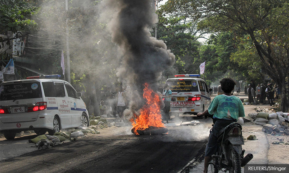 Myanmar protesters defy crackdown, junta hunts critics as death toll reaches 550