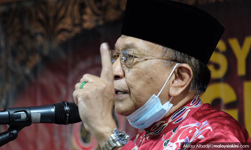 If convicted civil servants suspended, why spare elected reps, asks Rais