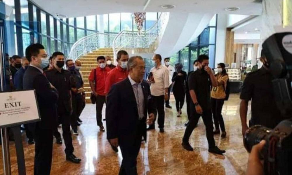 Lepas Najib, DAP pula bangkitkan isu PM tak pakai pelitup muka