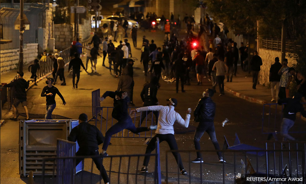 Israeli police clash with Palestinians as East Jerusalem tensions flare during Ramadan
