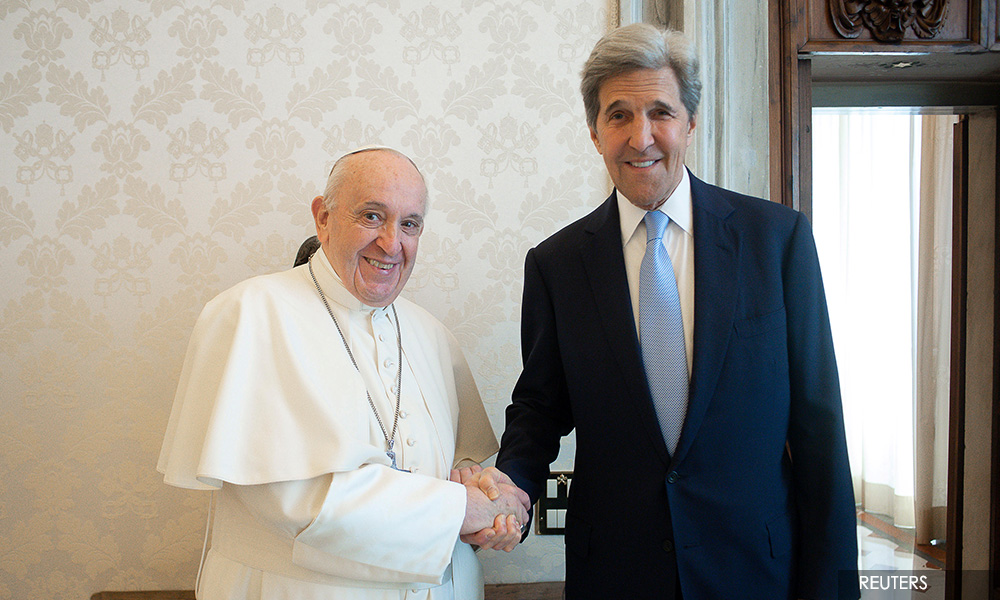 John Kerry wants Pope Francis to attend climate conference, sway debate