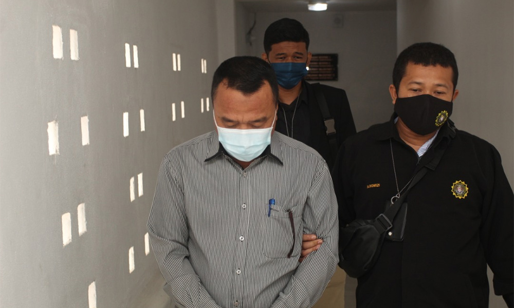 Pegawai perikanan sekali lagi didakwa terima suapan