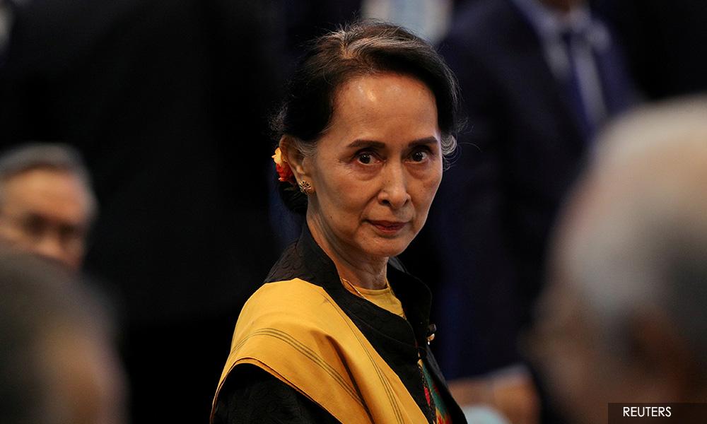 Aung San Suu Kyi goes on trial