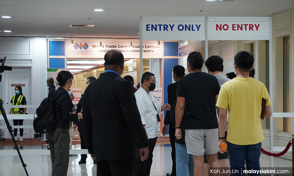 Pemberian vaksin secara 'walk in' tak dibenarkan