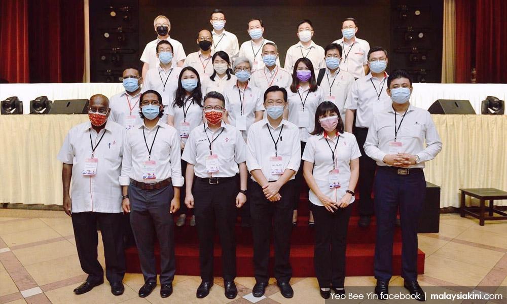 刘镇东允改进领导缺点,号召和解备战大选