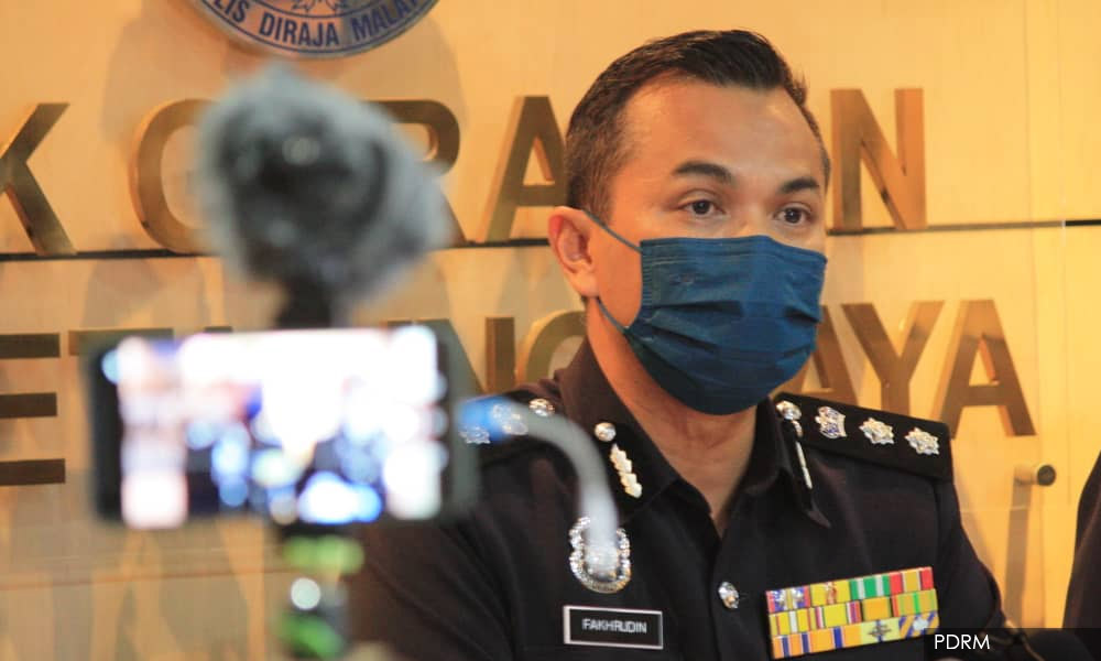 Local arrested, two Indian nationals rescued from PJ restaurant - police