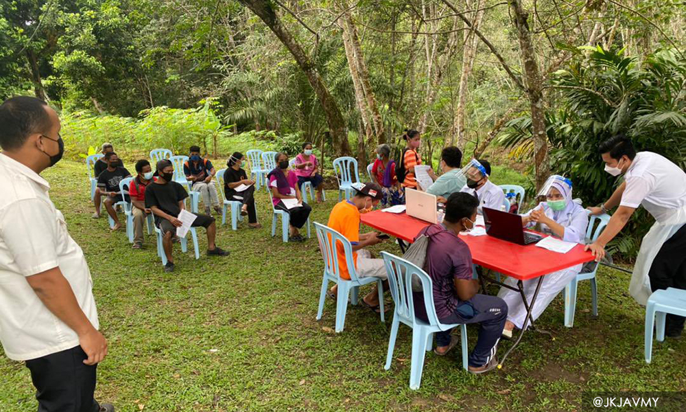 27 Orang Asli village chiefs vaccinated as example to fellow villagers