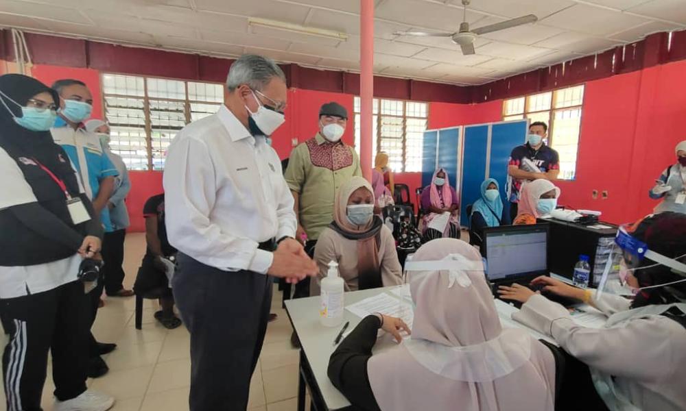 500 from Jeli Orang Asli community get Covid-19 vaccination