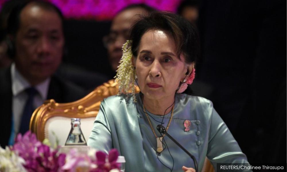 Myanmar junta issues gag order on Suu Kyi's lawyer