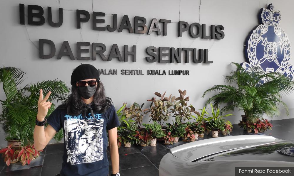 No further action for Fahmi Reza's #dengkike sedition case