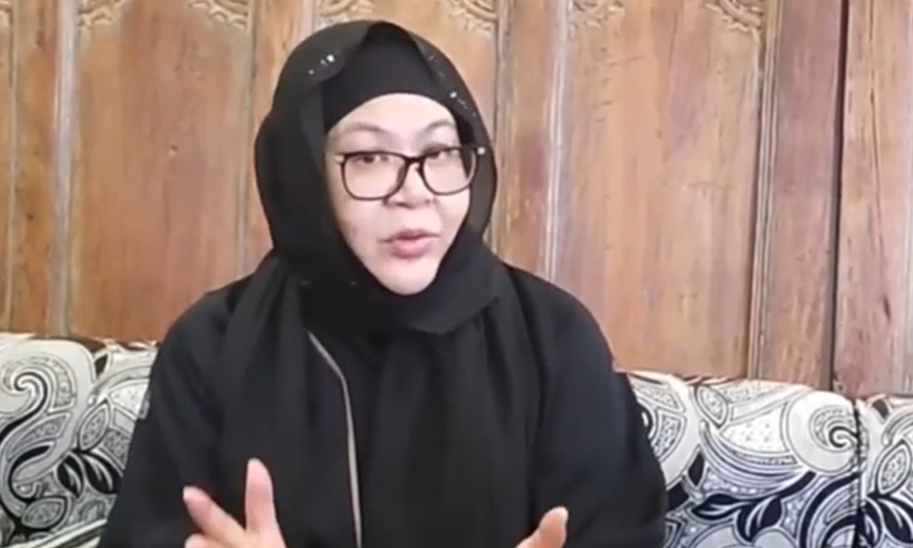 Erma 'bela' Carl demi sayang masa depan anak bangsa
