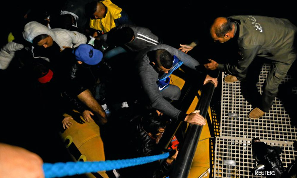 At least 43 migrants drown in shipwreck off Tunisia, Red Crescent says