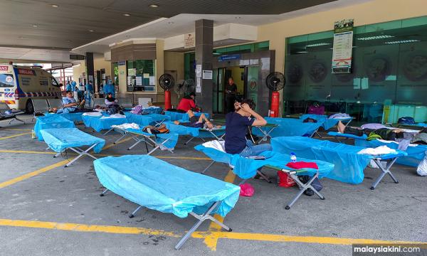 Klang Hospital Reminds Staff Against Sharing Photos On Social Media