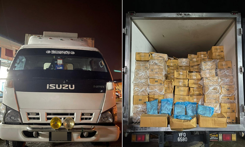 Dua lelaki ditahan seludup 7.2 tan ayam sejuk beku