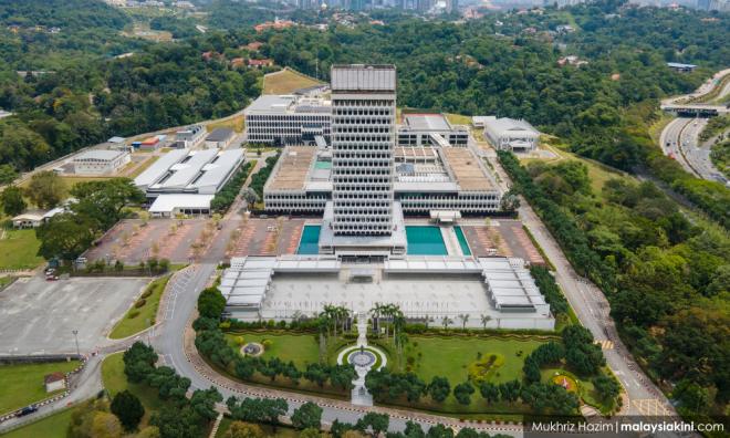 Beberapa kemungkinan pada sidang parlimen pertama Ismail Sabri