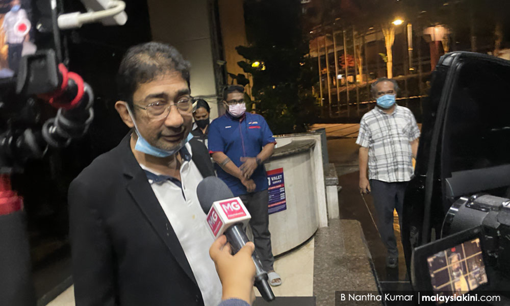 Umno MP claims PN govt still 'intact' after meeting DPM